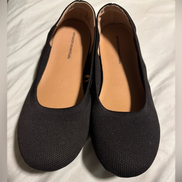 Amazon Essentials Women’s Black Ballet Flats Size 7.5 worn twice - Picture 3 of 4